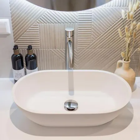 Haya Sieview - 'the Beach'