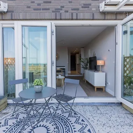 Haya Sieview - 'the Beach' *