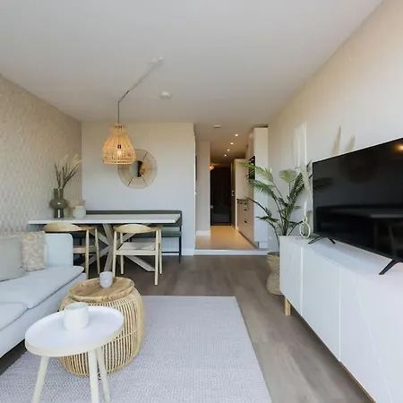 Haya Sieview - 'the Beach' * Hága