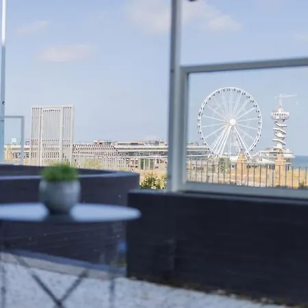 Haya Sieview - 'the Beach'