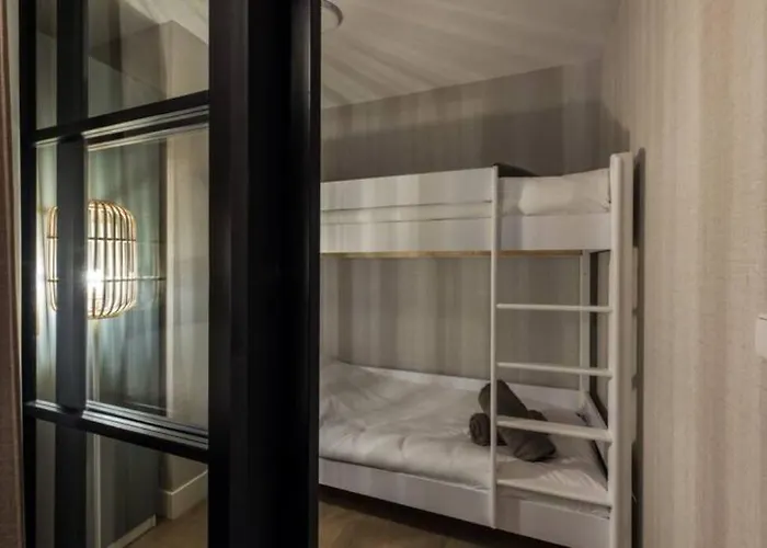 Haya Sieview - 'the Beach' * Hága