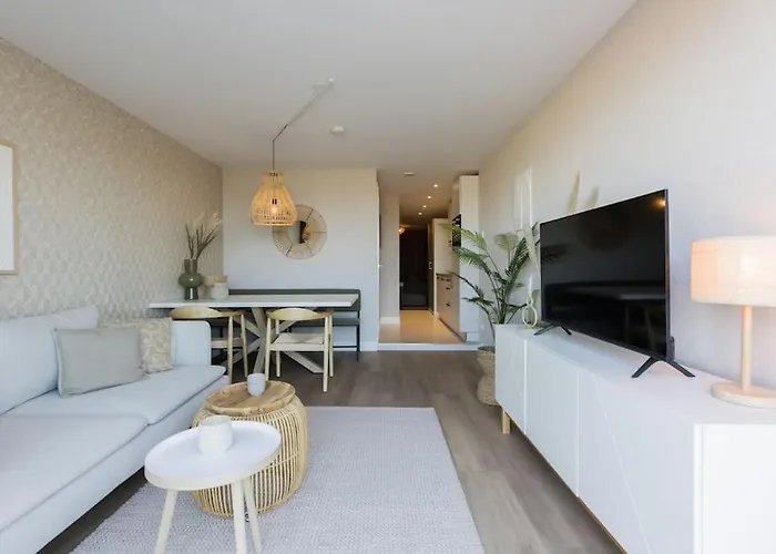 Haya Sieview - 'the Beach' * Hága